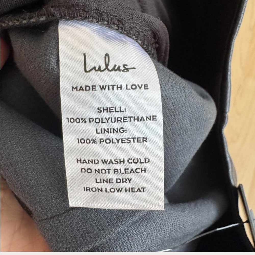 Lulus Vegan Leather Wrap Skort – Size Small – NWT – Black - Picture 6 of 7